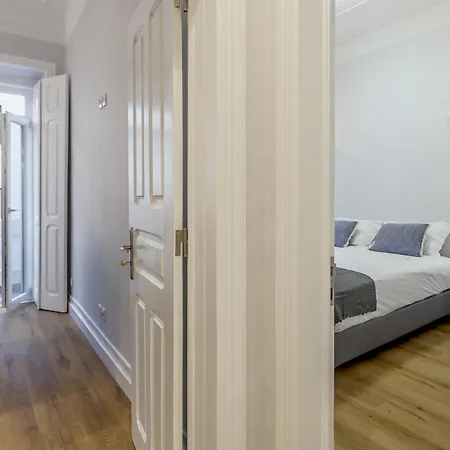 Marques De Pombal Vintage By Homing * リスボン