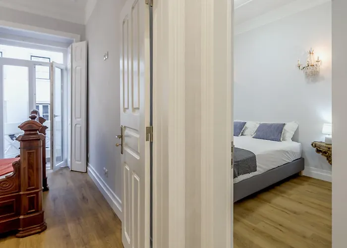 Marques De Pombal Vintage By Homing * Lisbon