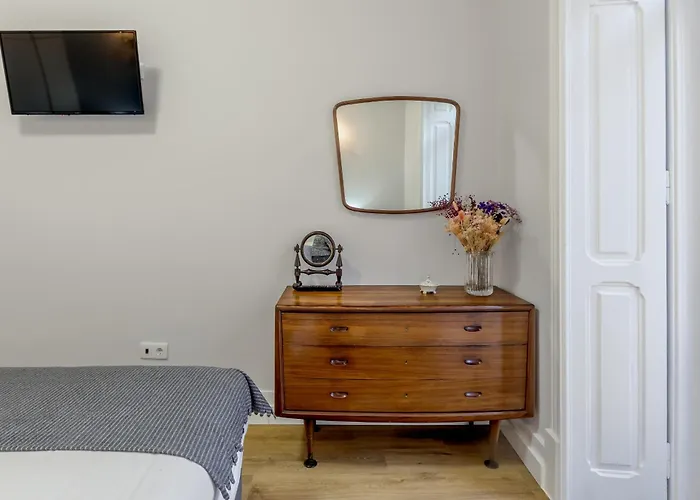 Marques De Pombal Vintage By Homing Apartment *