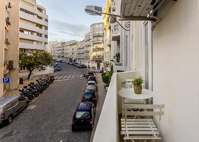 Apartment Marques De Pombal Vintage By Homing Lisbon